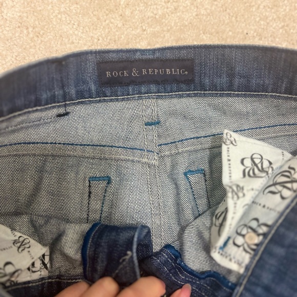 Rock & Republic Blue Distressed Jeans in Size 26 - Picture 3 of 8